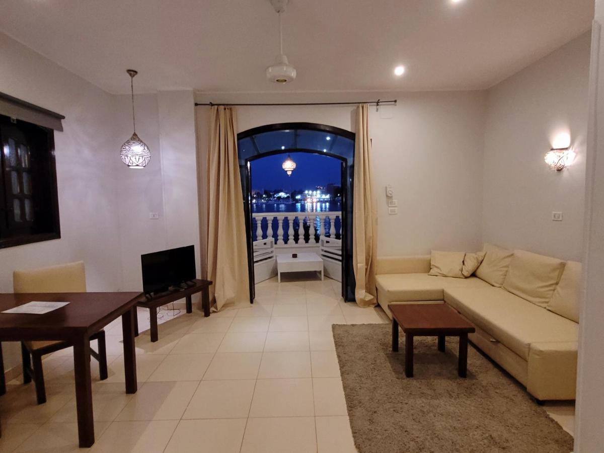 In Luxor Nile Apartments Εξωτερικό φωτογραφία