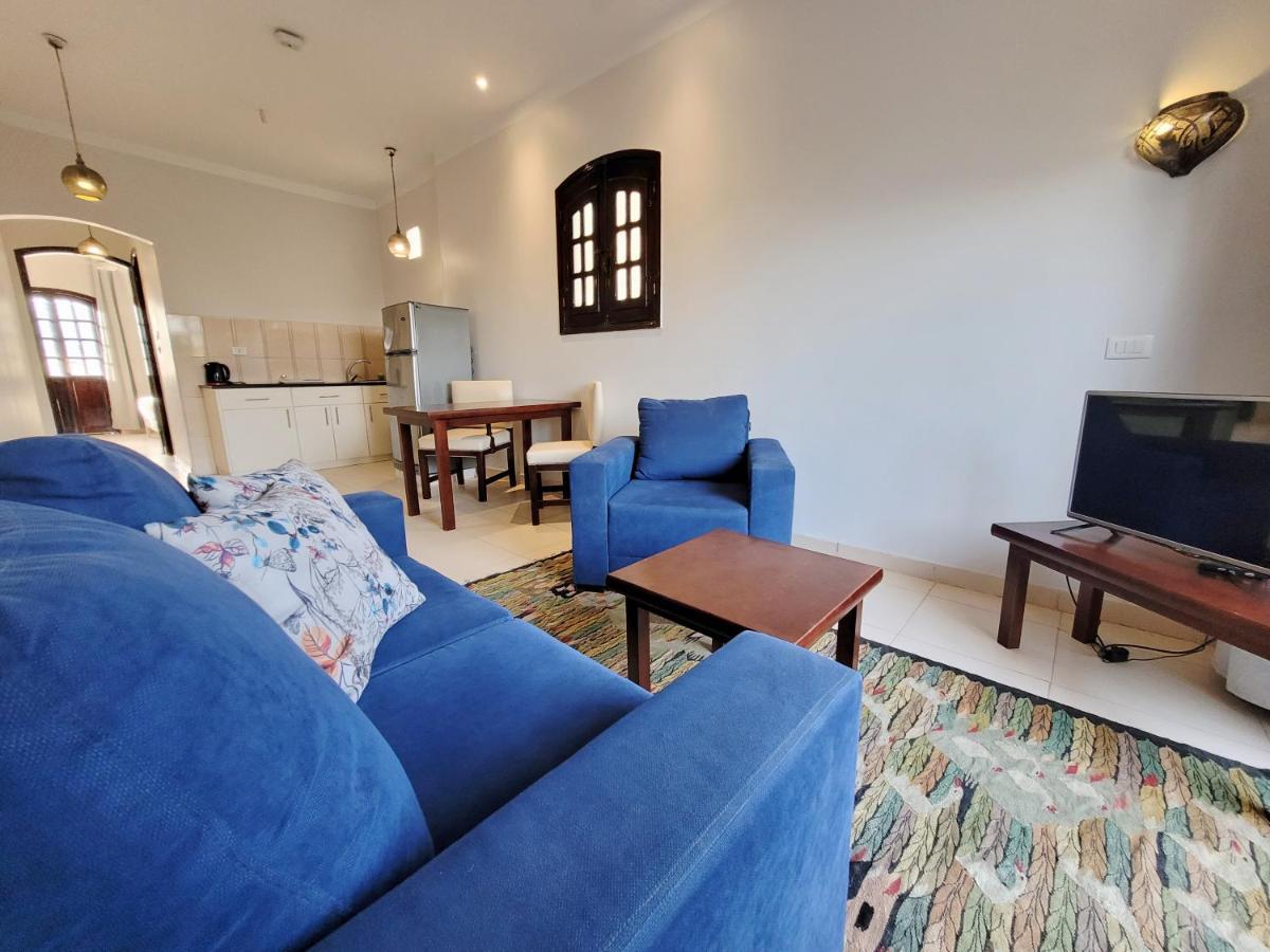 In Luxor Nile Apartments Εξωτερικό φωτογραφία
